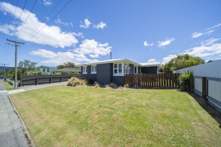 Photo of property in 33 Moana Crescent, Te Anau, 9600