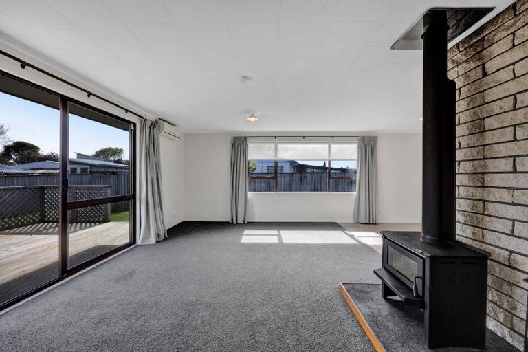 Photo of property in 10 Aratapu Street, Waitara, 4320