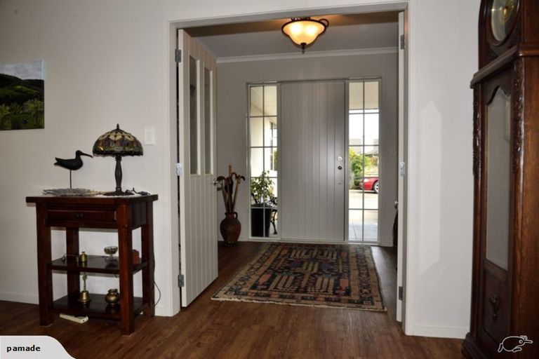 Photo of property in 36a Madison Street, Cambridge, 3434