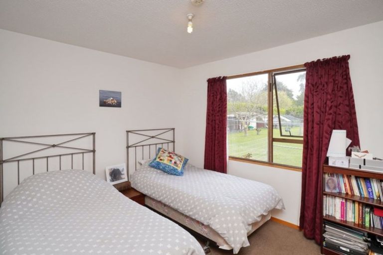 Photo of property in 35 Chinnerys Road, Woodend, 7610