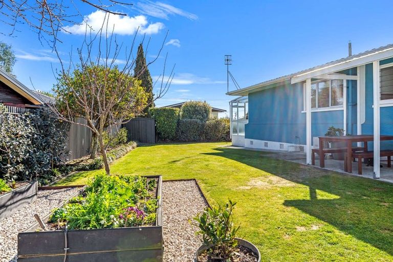 Photo of property in 8 Lemari Avenue, Stoke, Nelson, 7011