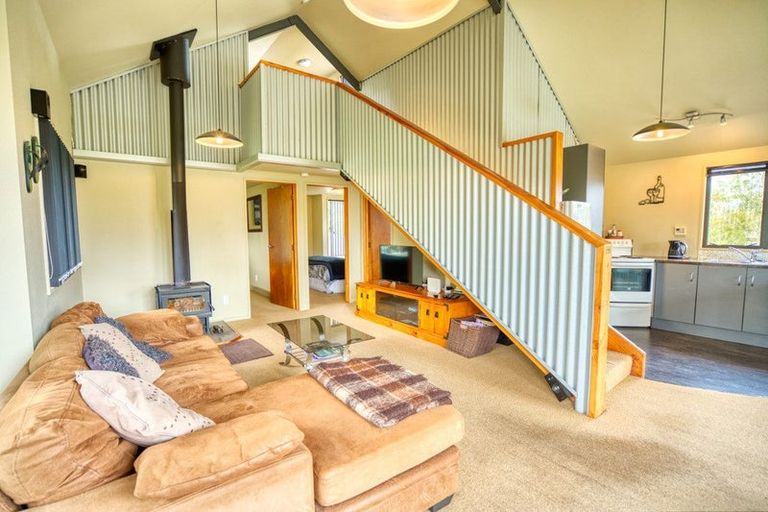 Photo of property in 17 Korua Street, Moana, 7872