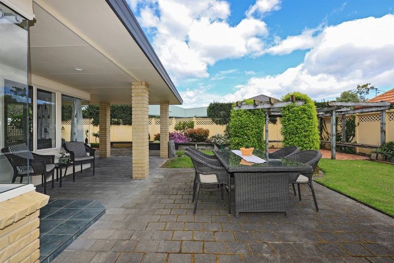 Photo of property in 22 Brompton Drive, Taradale, Napier, 4112