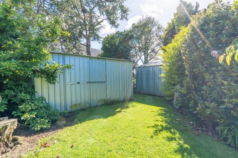 Photo of property in 18 Bullar Street, Grasmere, Invercargill, 9810