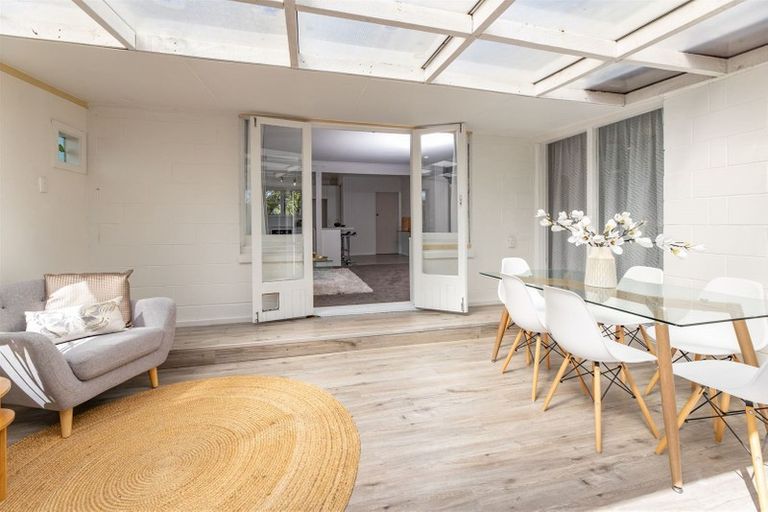 Photo of property in 124 Mcfaddens Road, St Albans, Christchurch, 8052