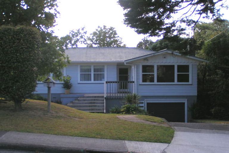 Photo of property in 7 Meadowvale Avenue, Forrest Hill, Auckland, 0620