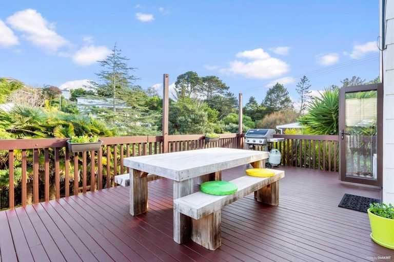 Photo of property in 690a Beach Road, Browns Bay, Auckland, 0630