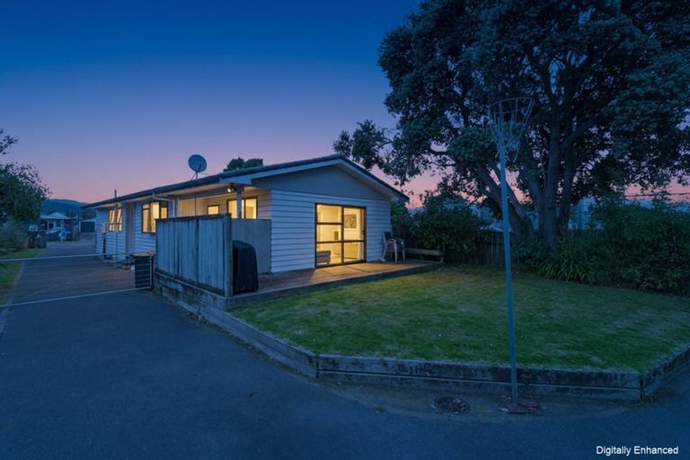 Photo of property in 41 Percival Road, Paraparaumu Beach, Paraparaumu, 5032