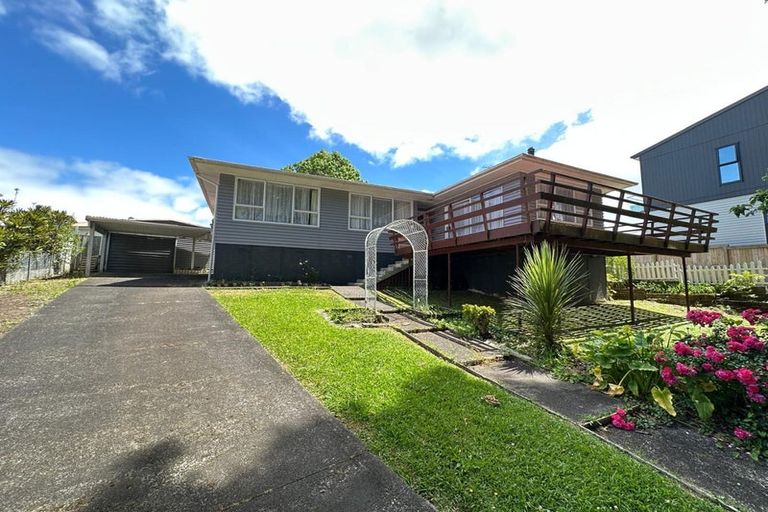 Photo of property in 10 Choice Avenue, Henderson, Auckland, 0612