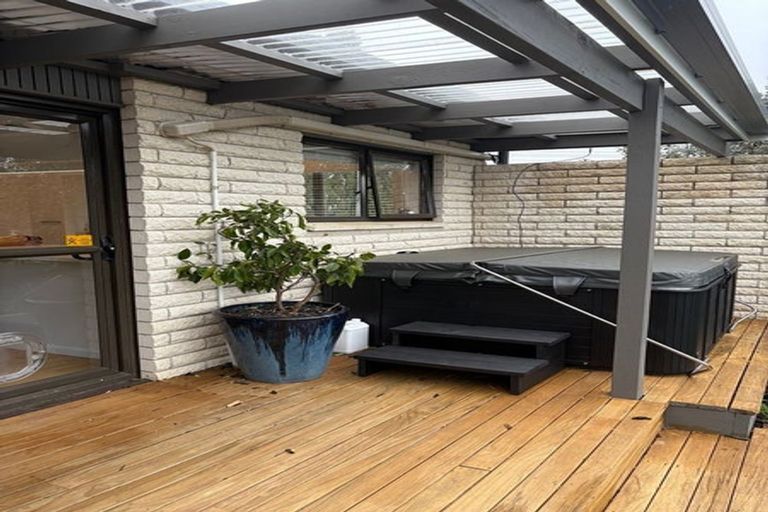 Photo of property in 2/39 Stanley Avenue, Milford, Auckland, 0620