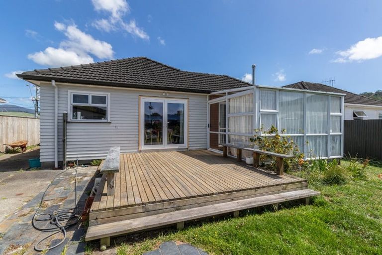Photo of property in 43 Norfolk Street, Wainuiomata, Lower Hutt, 5014