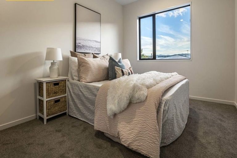 Photo of property in 5/36 Edmonton Road, Henderson, Auckland, 0612