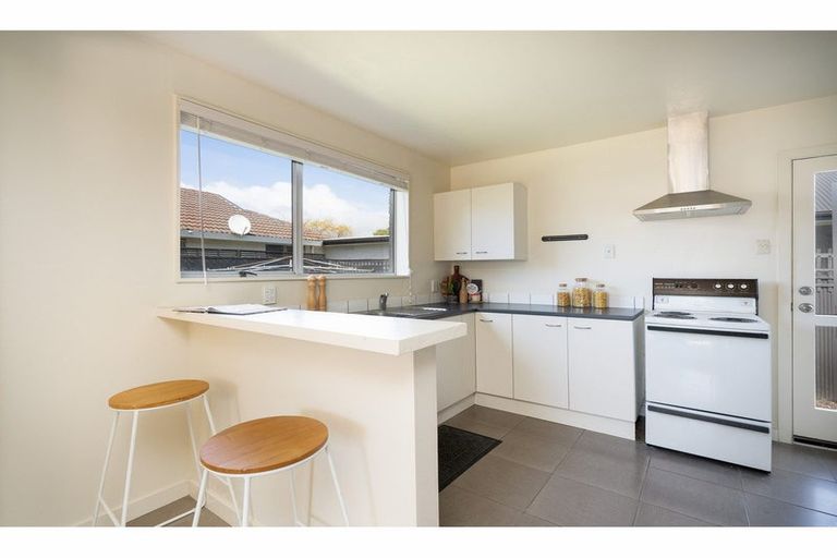 Photo of property in 2/176 Riverlaw Terrace, Saint Martins, Christchurch, 8022