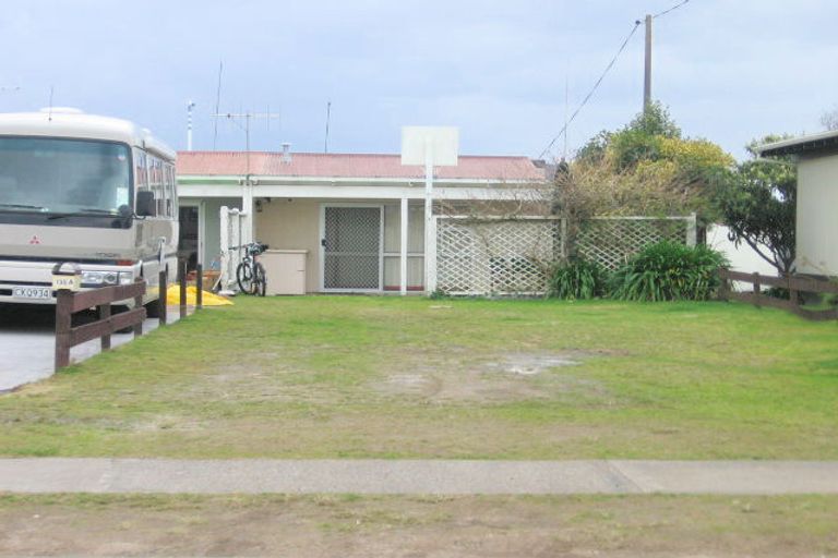 Photo of property in 135b Barbara Avenue, Whangamata, 3620