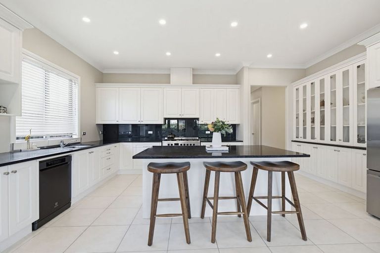 Photo of property in 100 Hunter Drive, Awatoto, Napier, 4110