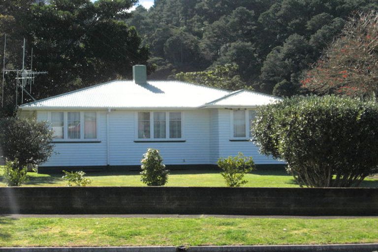 Photo of property in 210 Moanataiari Street, Thames, 3500