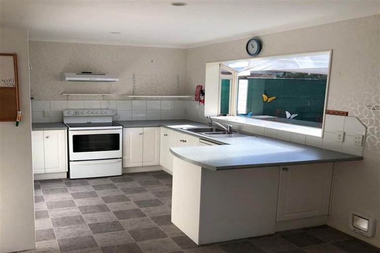 Photo of property in 24b Palmgreen Court, Stanmore Bay, Whangaparaoa, 0932