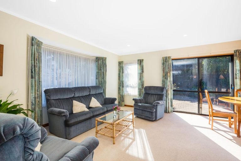 Photo of property in 9-11 Makaro Street, Eastbourne, Lower Hutt, 5013
