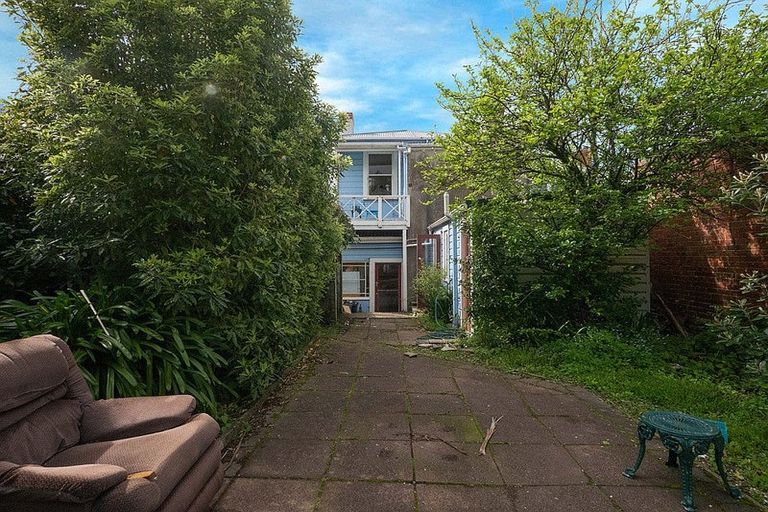 Photo of property in 44 Heriot Row, Dunedin Central, Dunedin, 9016