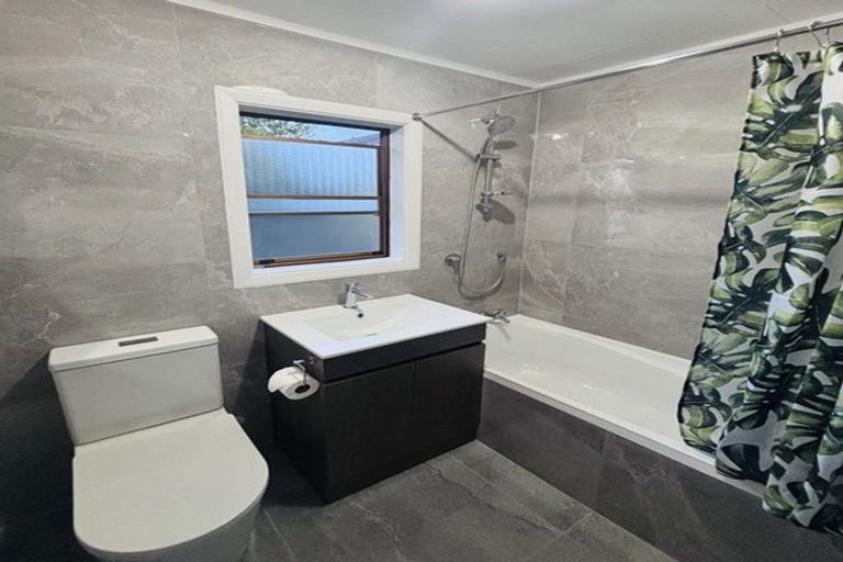 Photo of property in 6/4 Ashby Place, Pukekohe, 2120