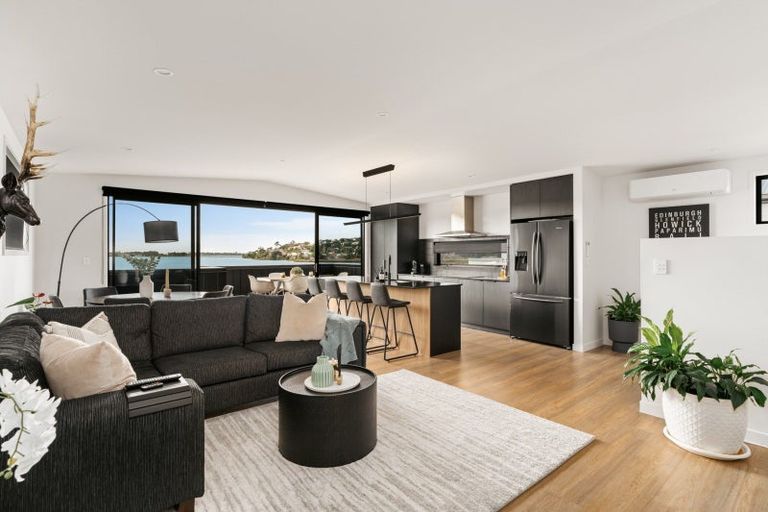 Photo of property in 31 Hinaki Street, Poike, Tauranga, 3112