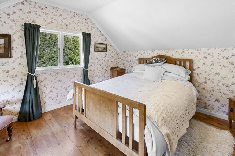 Photo of property in 1287 Okains Bay Road, Okains Bay, 7583