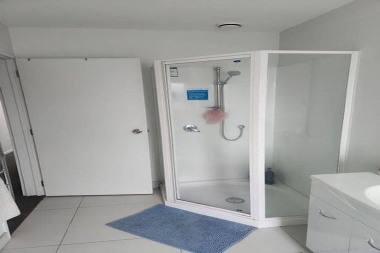 Photo of property in 5 Kotuku Crescent, Takanini, 2112