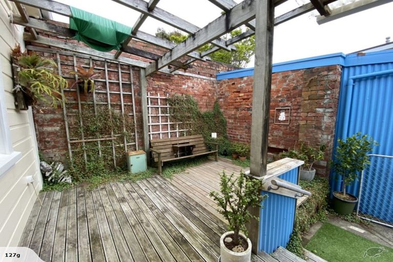 Photo of property in 96 Daniell Street, Newtown, Wellington, 6021