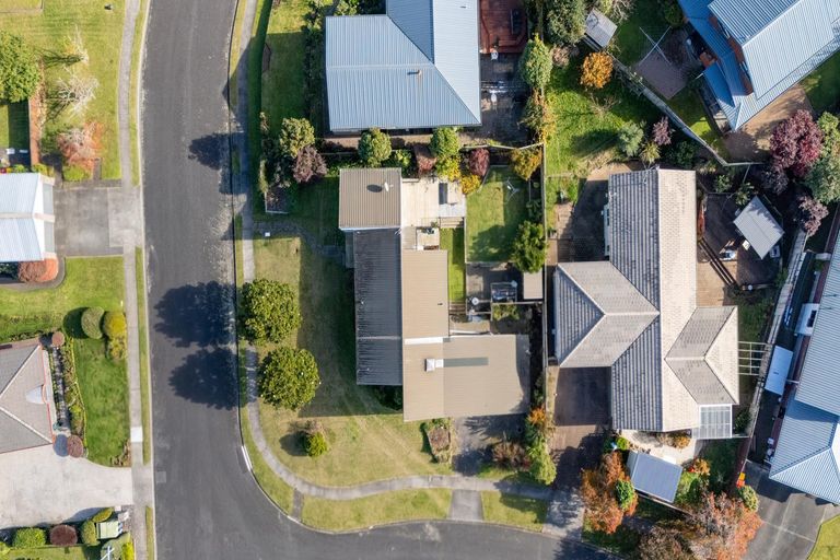 Photo of property in 70 Sunnyhills Avenue, Glenview, Hamilton, 3206