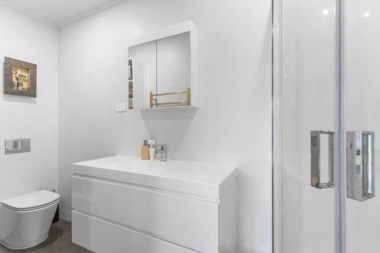 Photo of property in 140 Kiwi Road, Whangamata, 3620