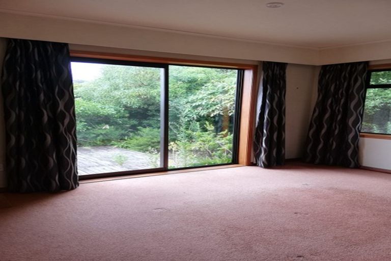 Photo of property in 96 Onslow Road, Khandallah, Wellington, 6035