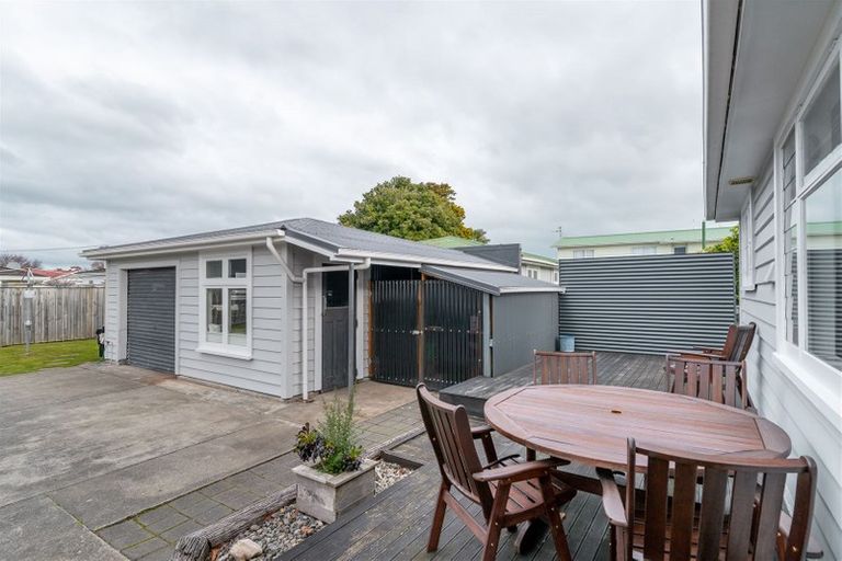 Photo of property in 121 Dixon Street, Masterton, 5810