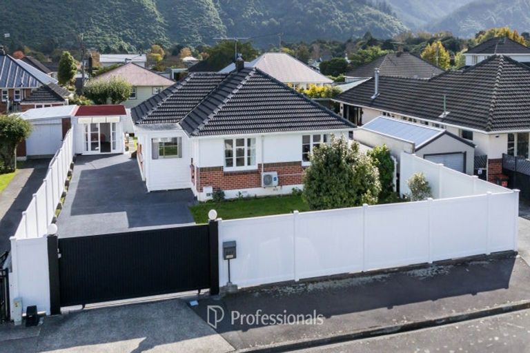 Photo of property in 267 Fergusson Drive, Heretaunga, Upper Hutt, 5018