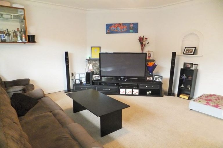 Photo of property in 8/23 Frederick Street, Waltham, Christchurch, 8011