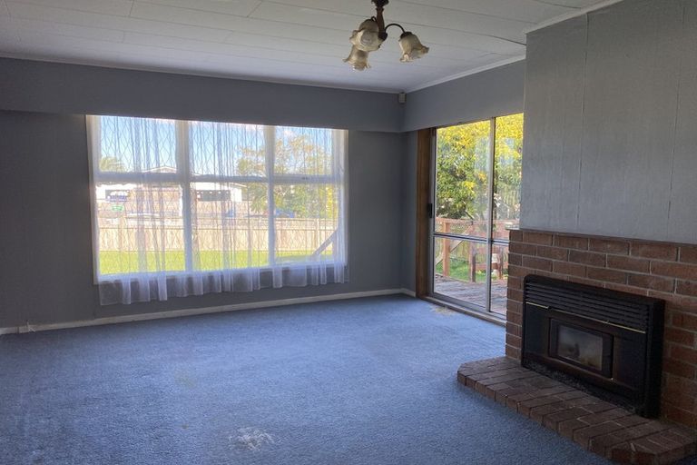 Photo of property in 2 Imrie Avenue, Mangere, Auckland, 2022
