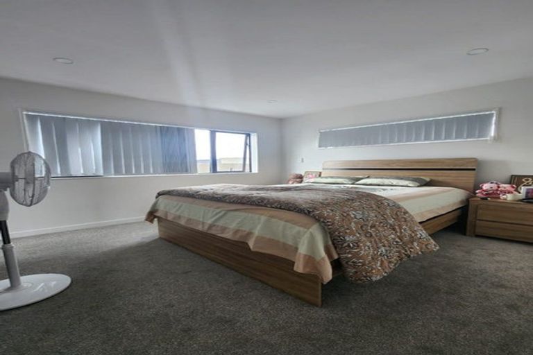 Photo of property in 1/15 Old Wairoa Road, Papakura, 2110