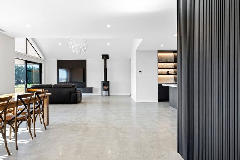 Photo of property in 14 Beal Place, Swannanoa, Kaiapoi, 7692