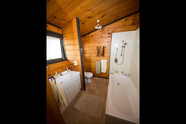 Photo of property in 60 Motel Road, Tutukaka, Whangarei, 0173