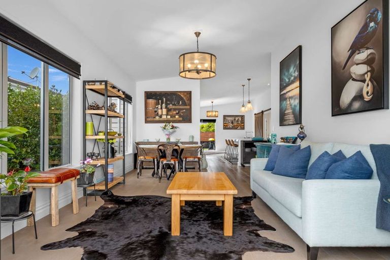 Photo of property in 4 Ascarina Way, Papamoa Beach, Papamoa, 3118