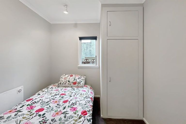 Photo of property in 17 Renfrew Street, Waikiwi, Invercargill, 9810