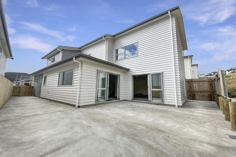 Photo of property in 147 Amesbury Drive, Churton Park, Wellington, 6037