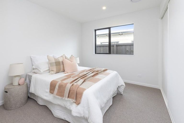 Photo of property in 2 Perehia Mews, Marshland, Christchurch, 8083
