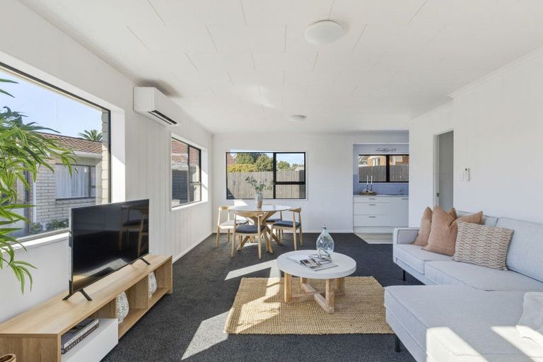 Photo of property in 13 Tukapa Street, Westown, New Plymouth, 4310