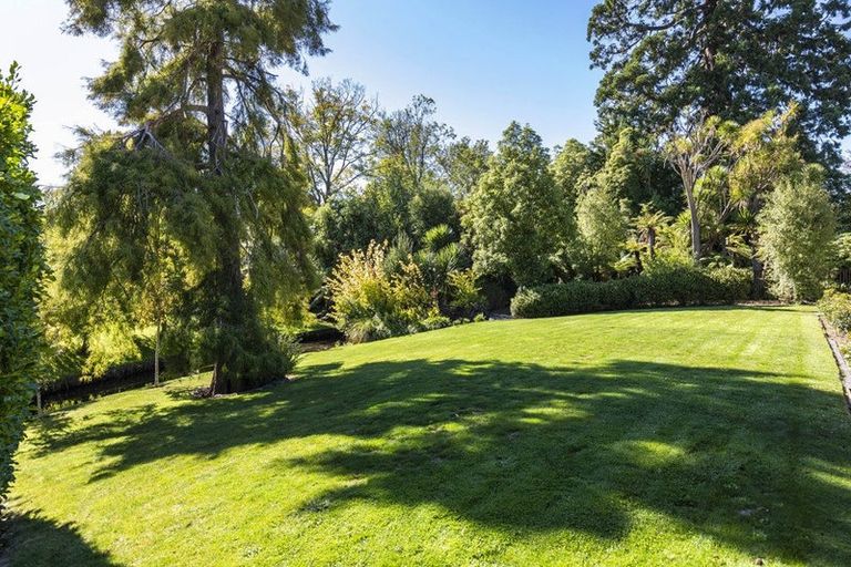 Photo of property in 10a Glandovey Road, Fendalton, Christchurch, 8052