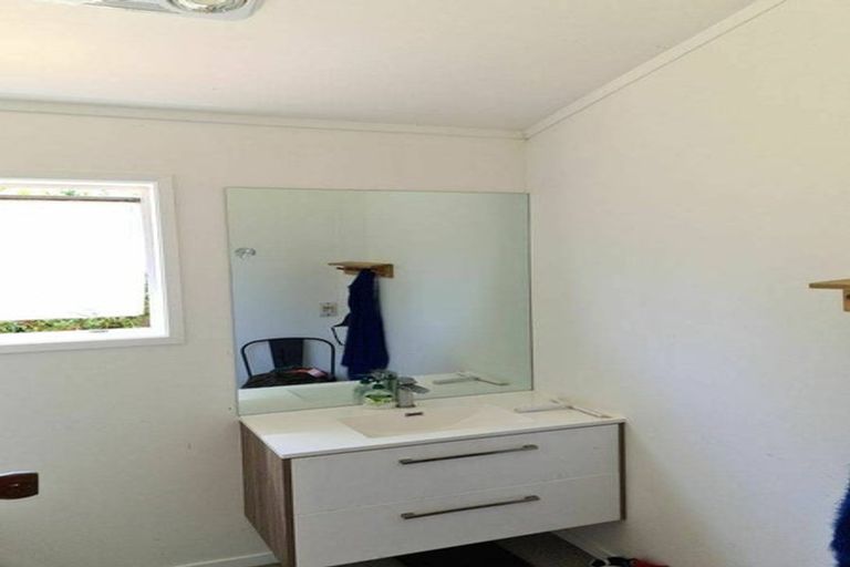 Photo of property in 9 Rewarewa Street, Owhata, Rotorua, 3010