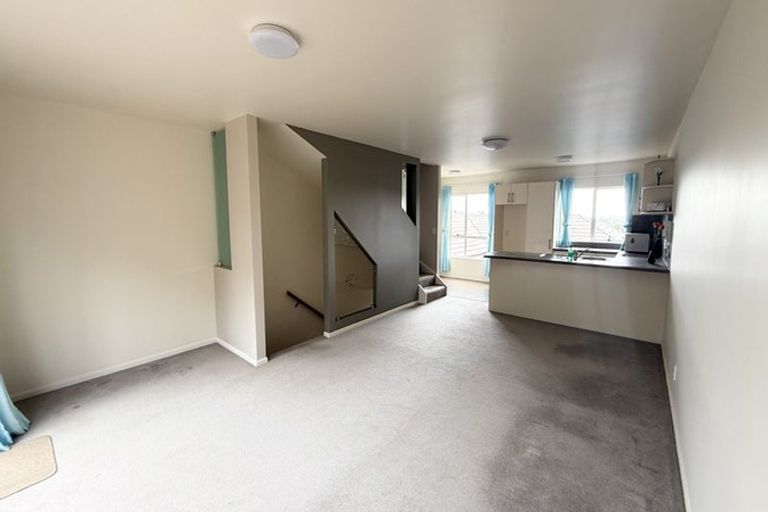 Photo of property in 14/57 Gladstone Road, Northcote, Auckland, 0627