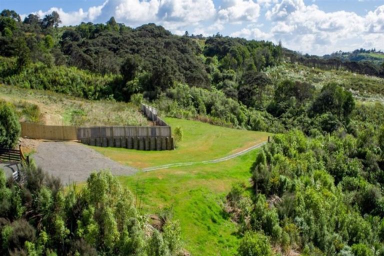 Photo of property in 114 Griggs Road, East Tamaki Heights, Auckland, 2571