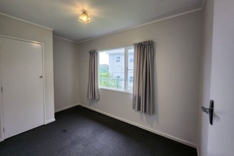 Photo of property in 13a Bedford Street, Northland, Wellington, 6012