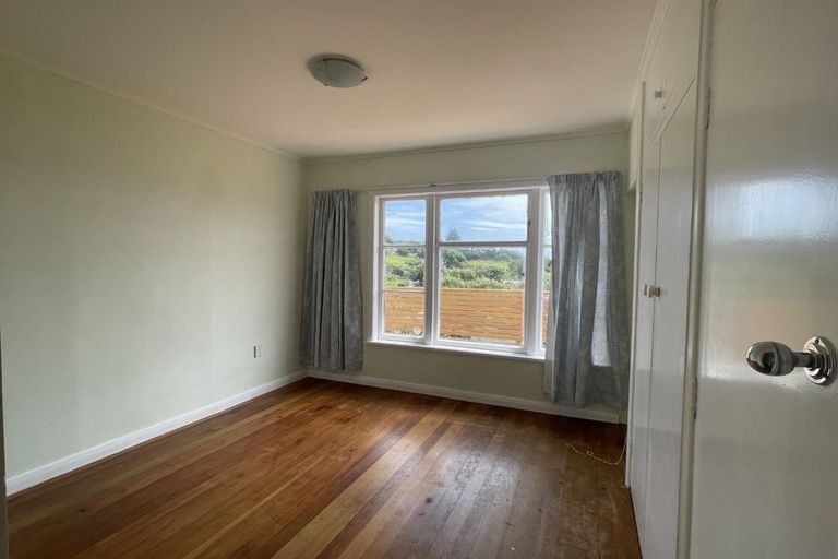 Photo of property in 61 Tireti Road, Titahi Bay, Porirua, 5022