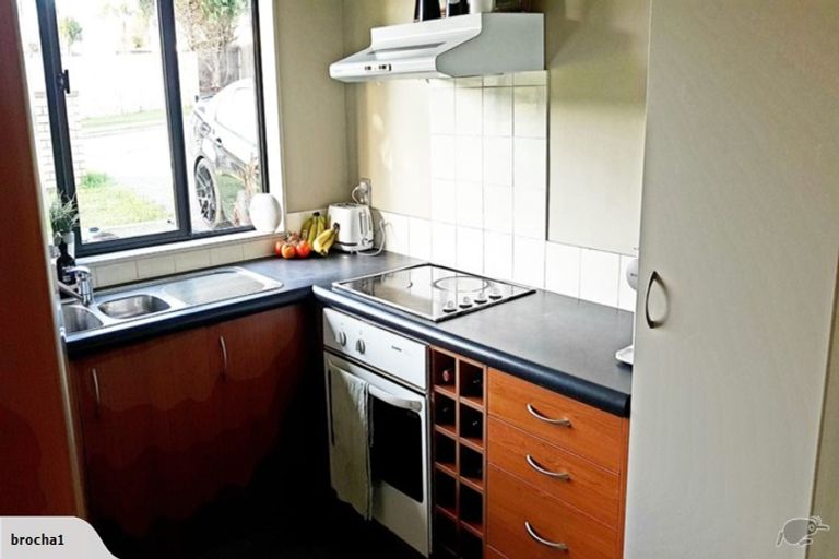 Photo of property in 26a Kinleith Way, Albany, Auckland, 0632